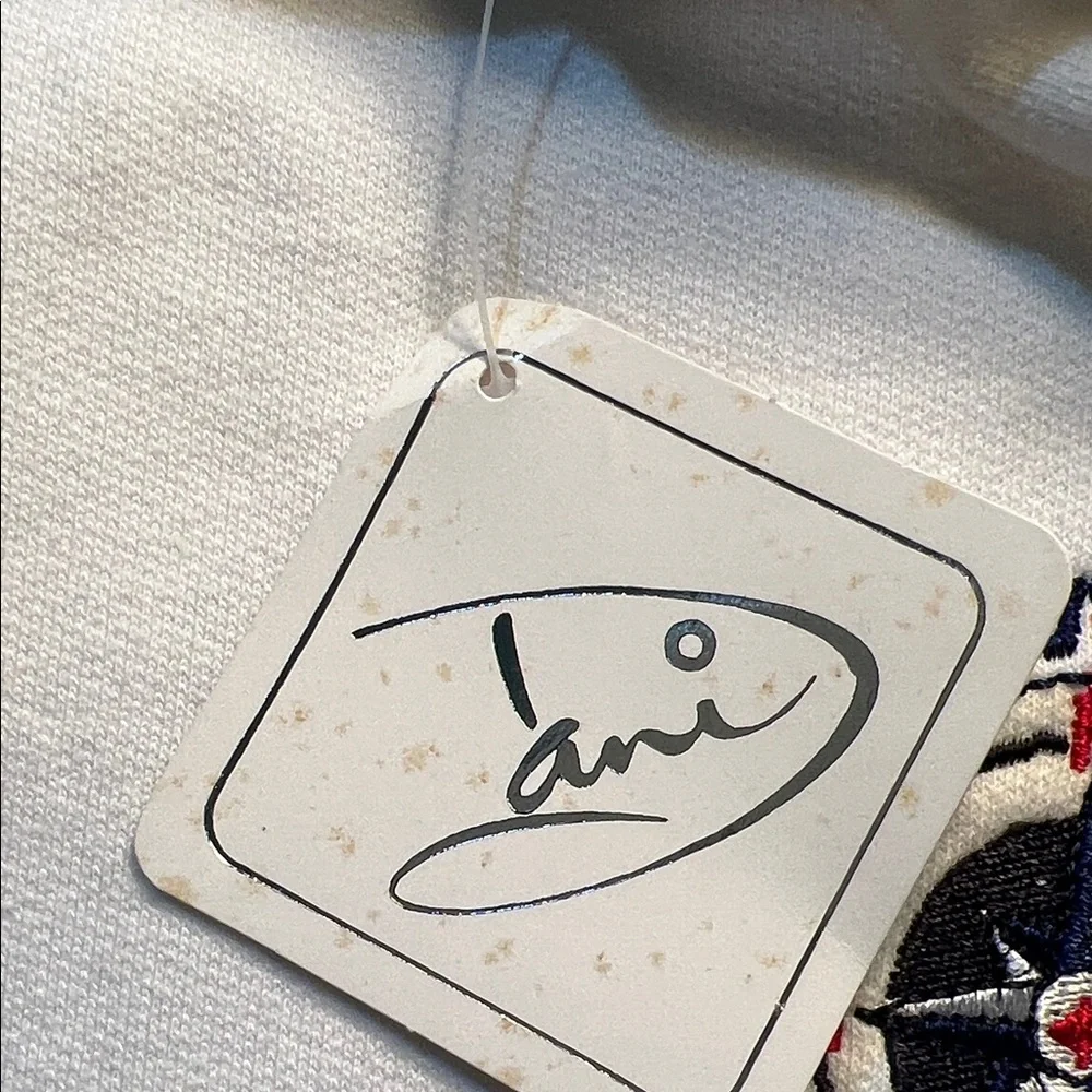 Vintage Dani Nautical Position Kids' Classic White Crewneck Sweatshirt​